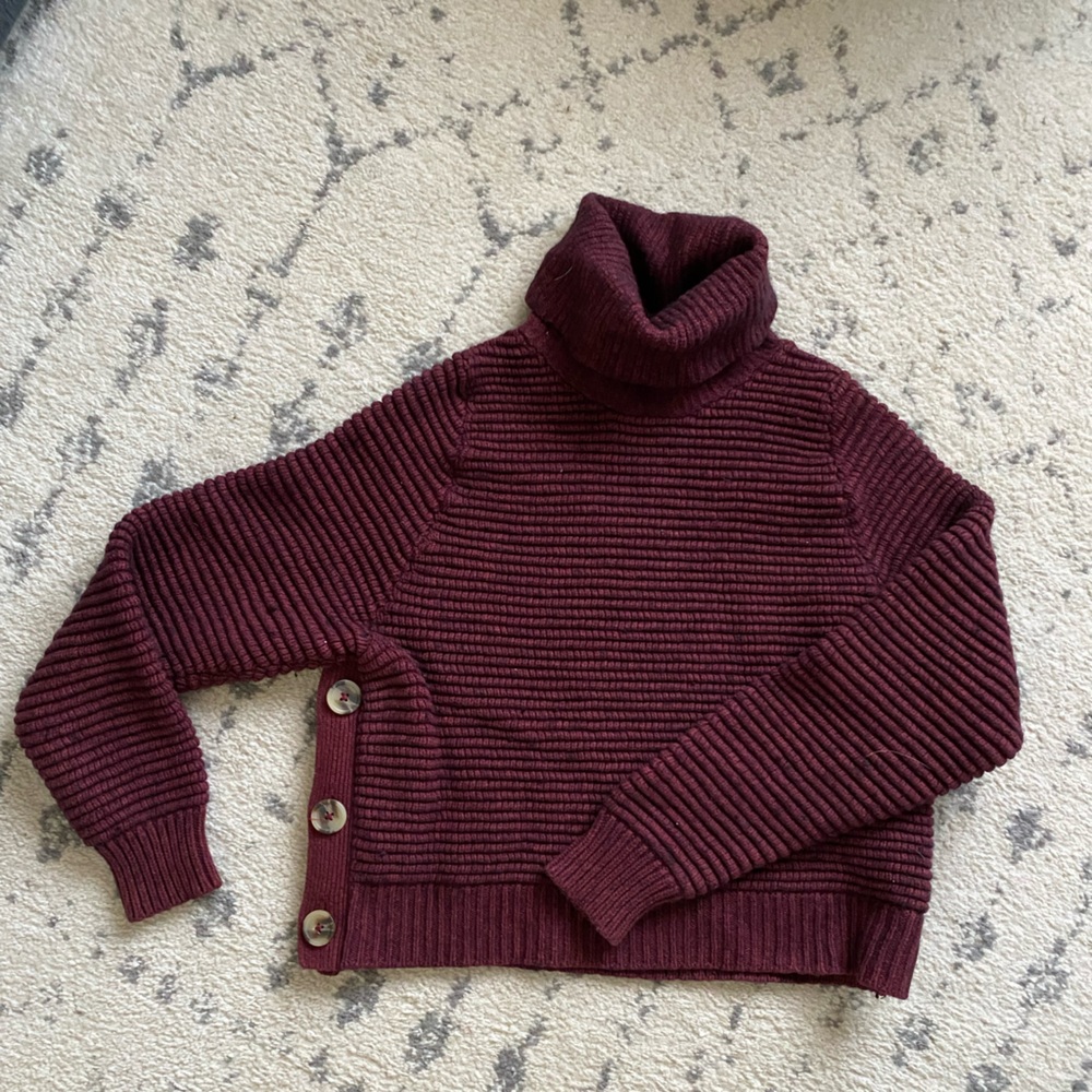 Madewell maroon cropped sweater